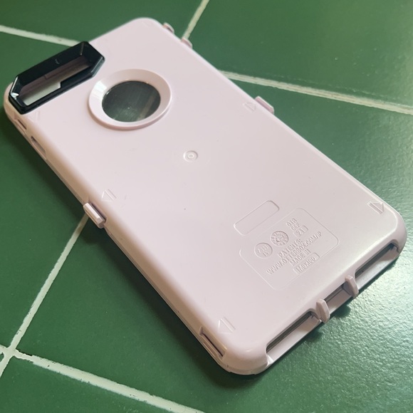 iPhone 8 plus case full enclosure Otterbox - Picture 3 of 4